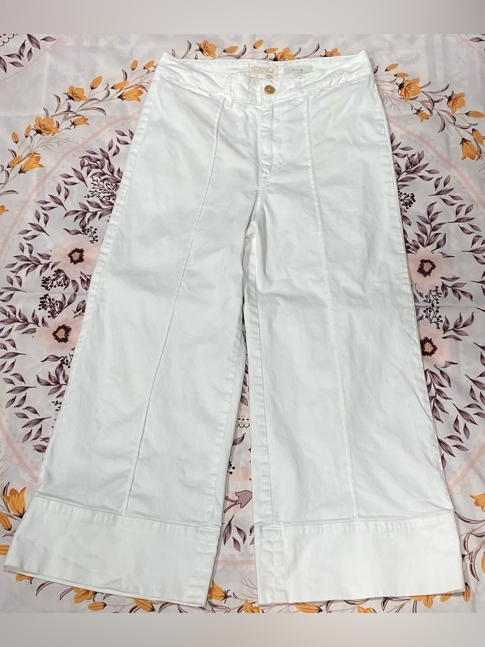 Anthropologie Chino White Wide-Leg Sailor Pants Cuffed Styling Relaxed Fit Sz. 4